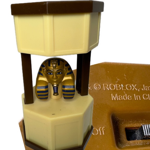 Roblox Jailbreak Museum Heist Pharaoh King Tut Golden Head - Picture 1 of 8